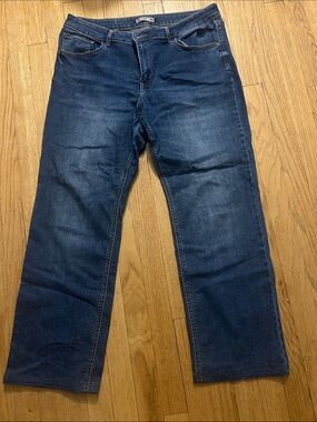 SFERRA Women’s  Blue Straight-Leg Jeans